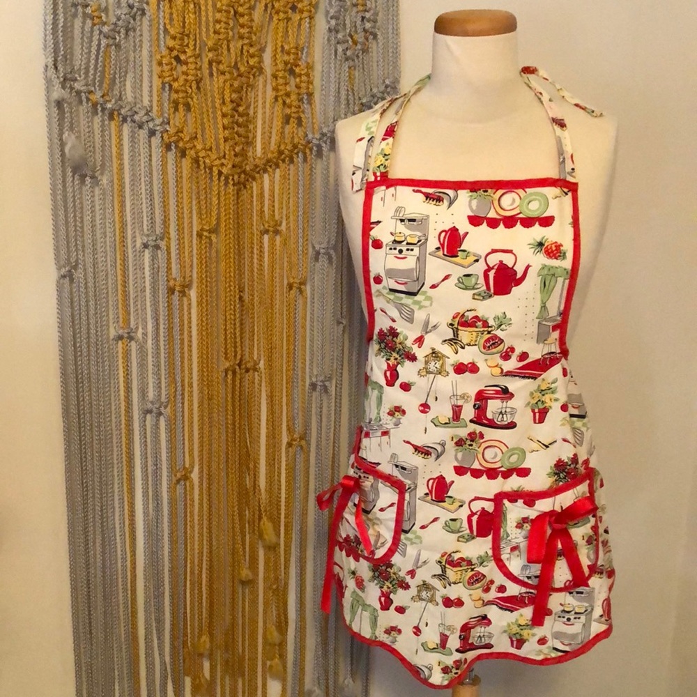 Jessie Steele Apron